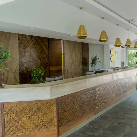Hotell Liberty Lykia Öludeniz